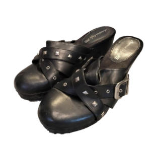 Black heeled clogs size 9